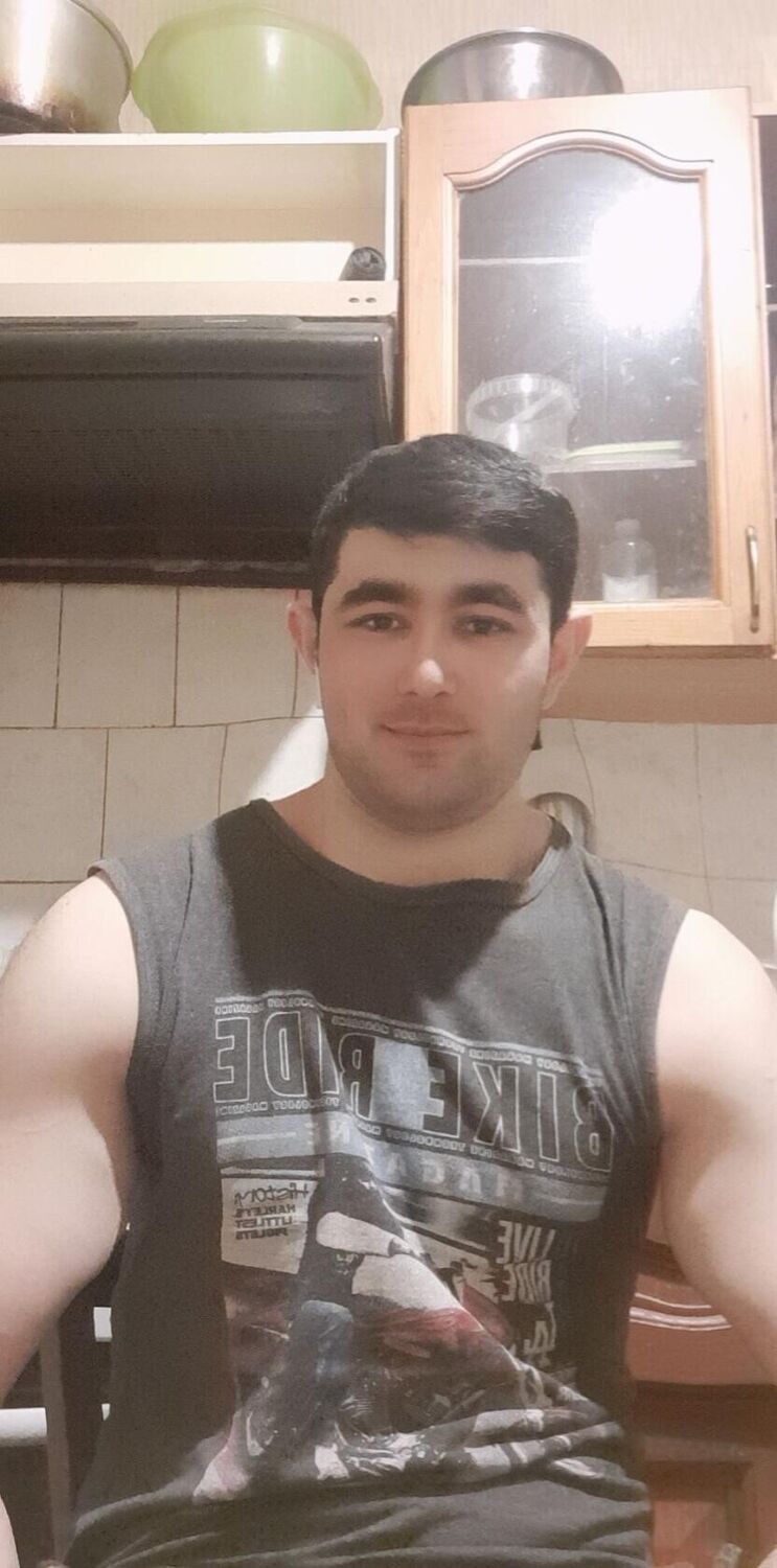  ,   Zokir, 31 ,   ,   