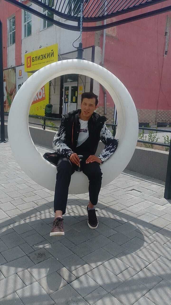  52434706  Farrukh, 21 ,    