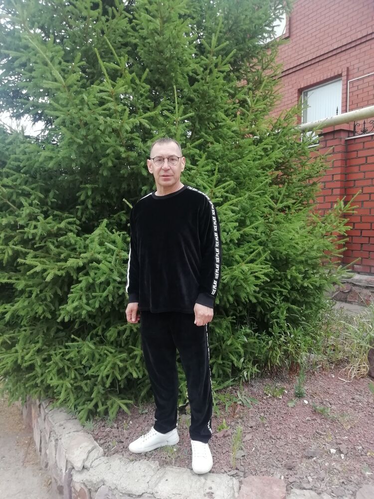  35574176  , 46 ,    