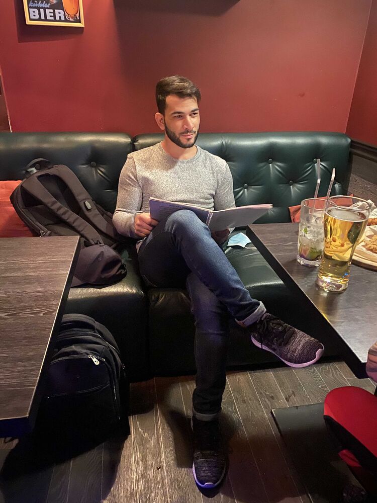  ,   Hamed, 28 ,   ,   , c 