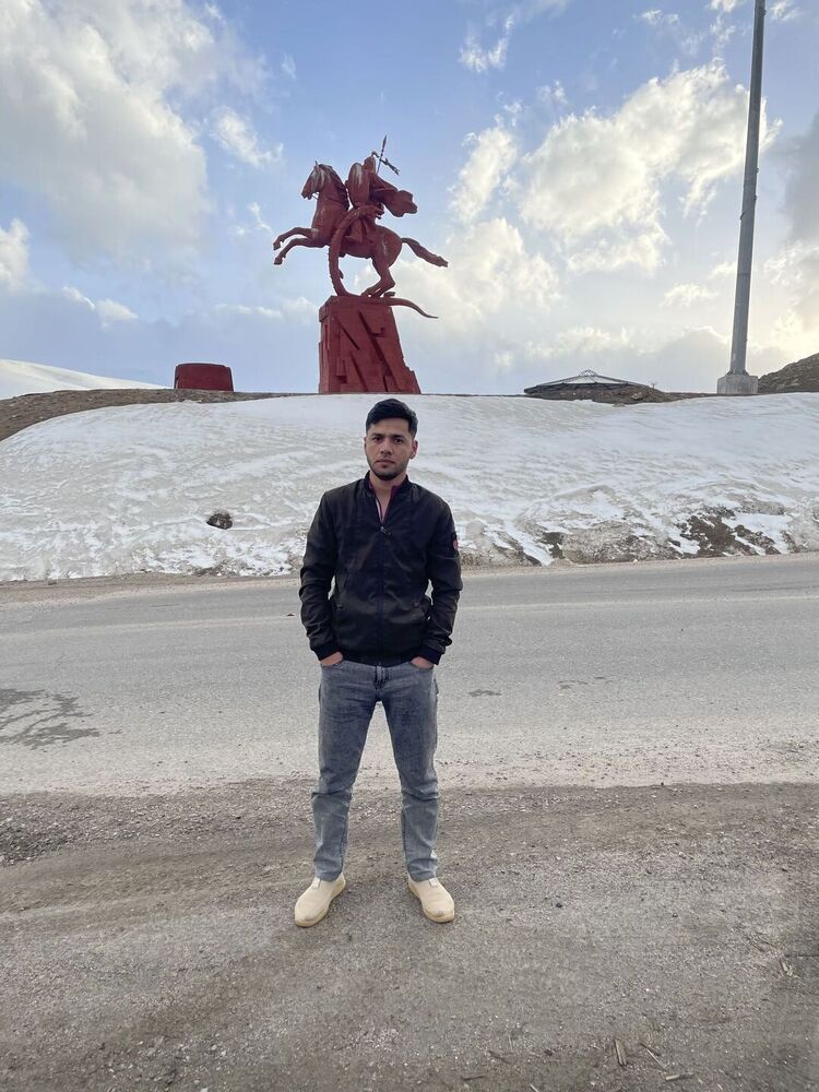  33883456  Abduraxmon, 2 ,    