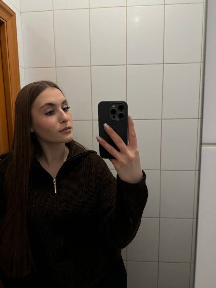  47812106  , 19 ,    