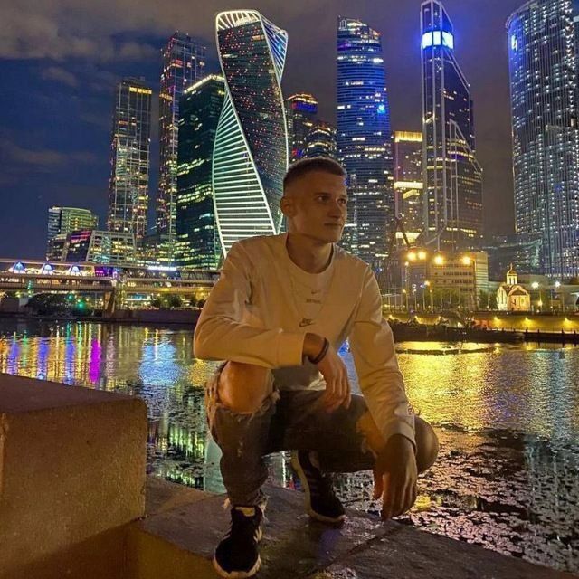 40051556  Vladimir, 23 ,    