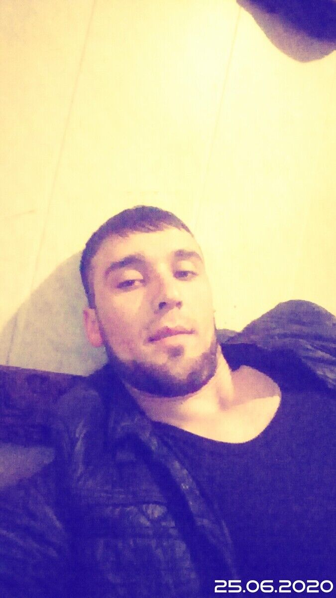  20300566  Aziz, 33 ,     