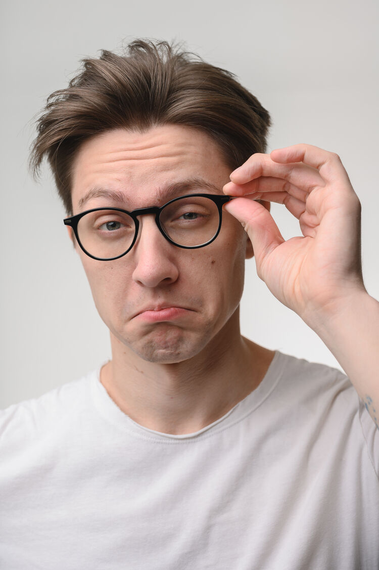  27710776  Alexey, 33 ,    