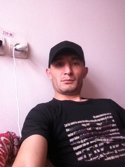  4348286  RASUL, 41 ,    