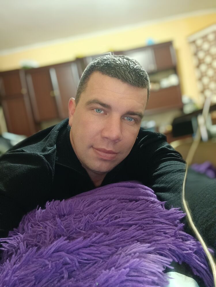  40717866  , 31 ,    