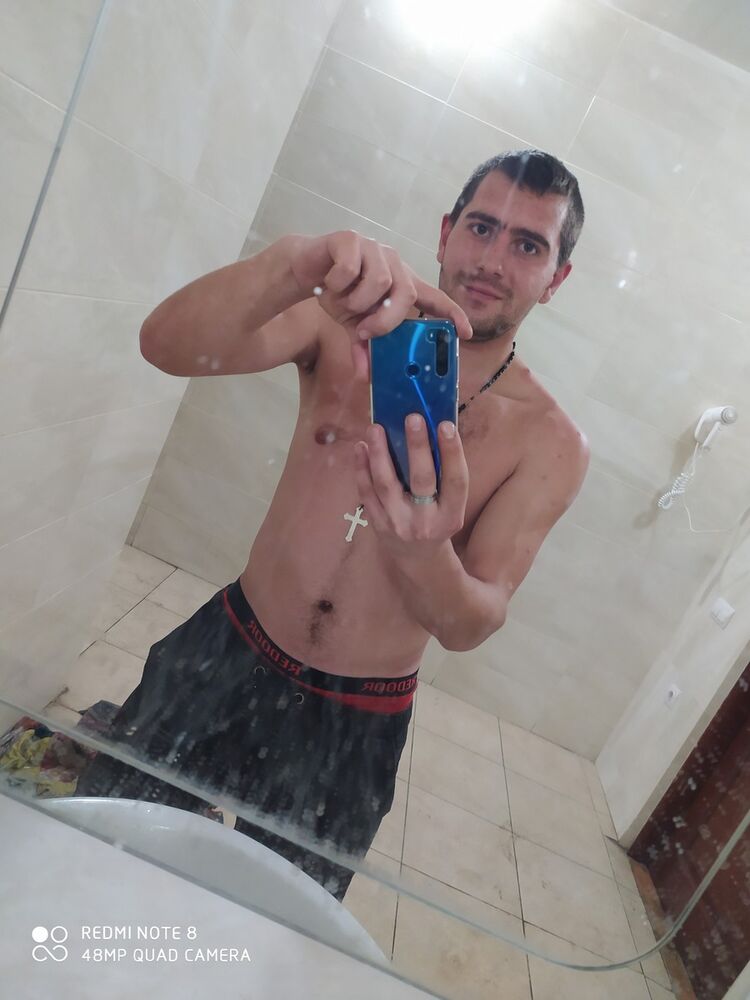  18701086  , 30 ,    