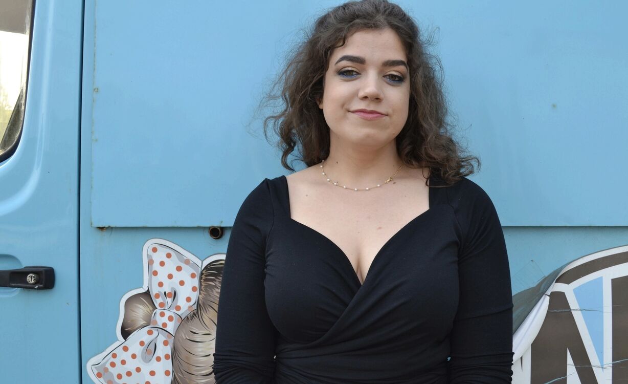  ,   , 27 ,   ,   