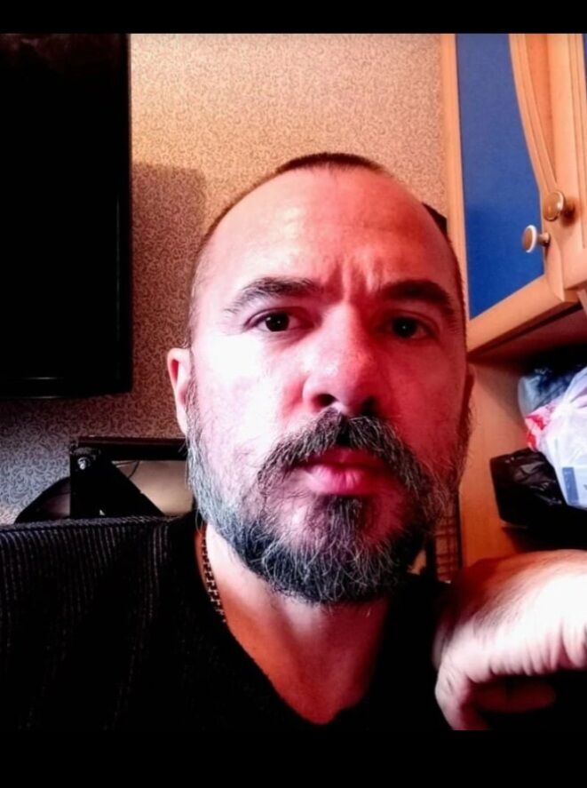  31180746  Sergey, 44 ,    