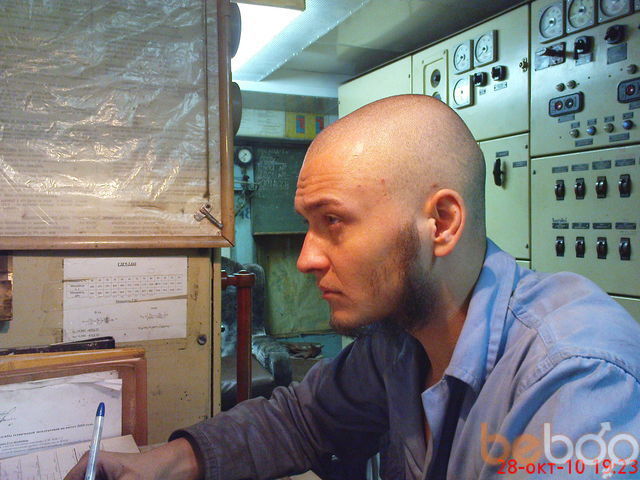  1195546  Artem, 40 ,    