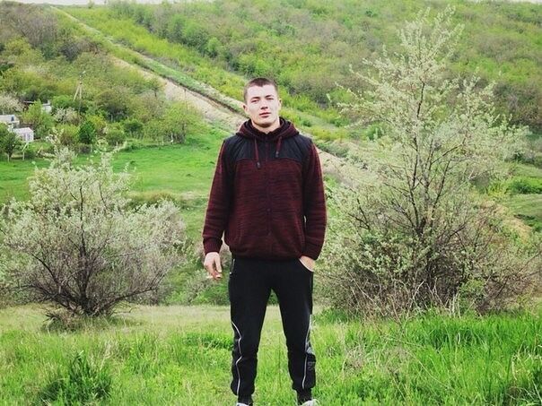  10597886  Petya, 28 ,    