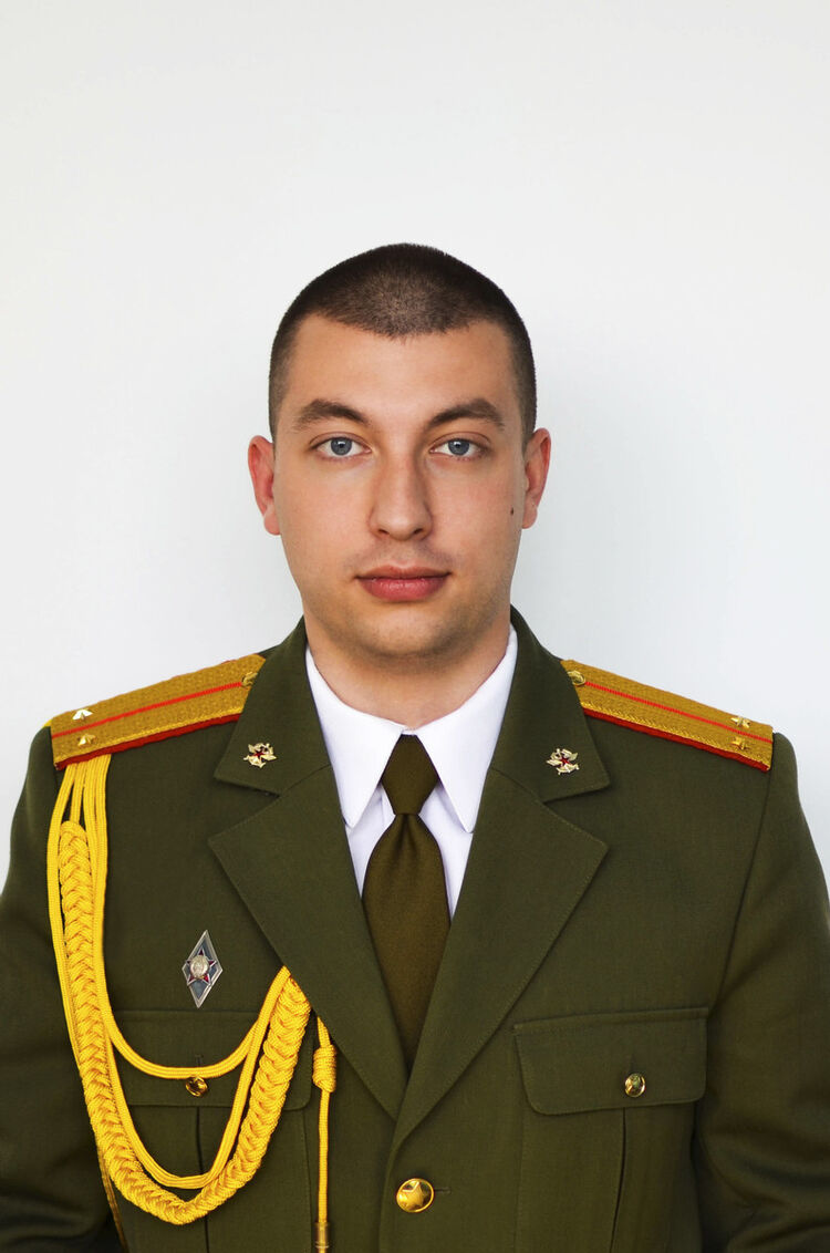  6424496  Kyrsant, 32 ,    