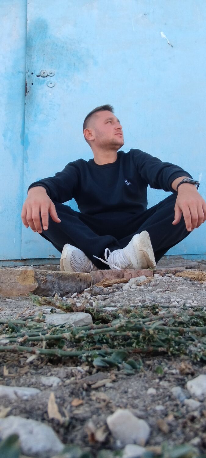  ٸ,   Vladimir, 34 ,   