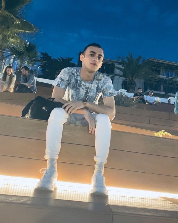  ,   , 24 ,   ,   , 