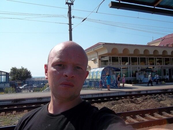  7845636  Pasha, 44 ,    