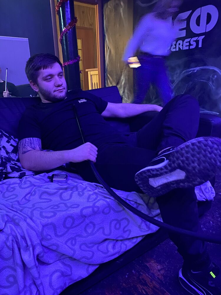  43290886  , 25 ,    -