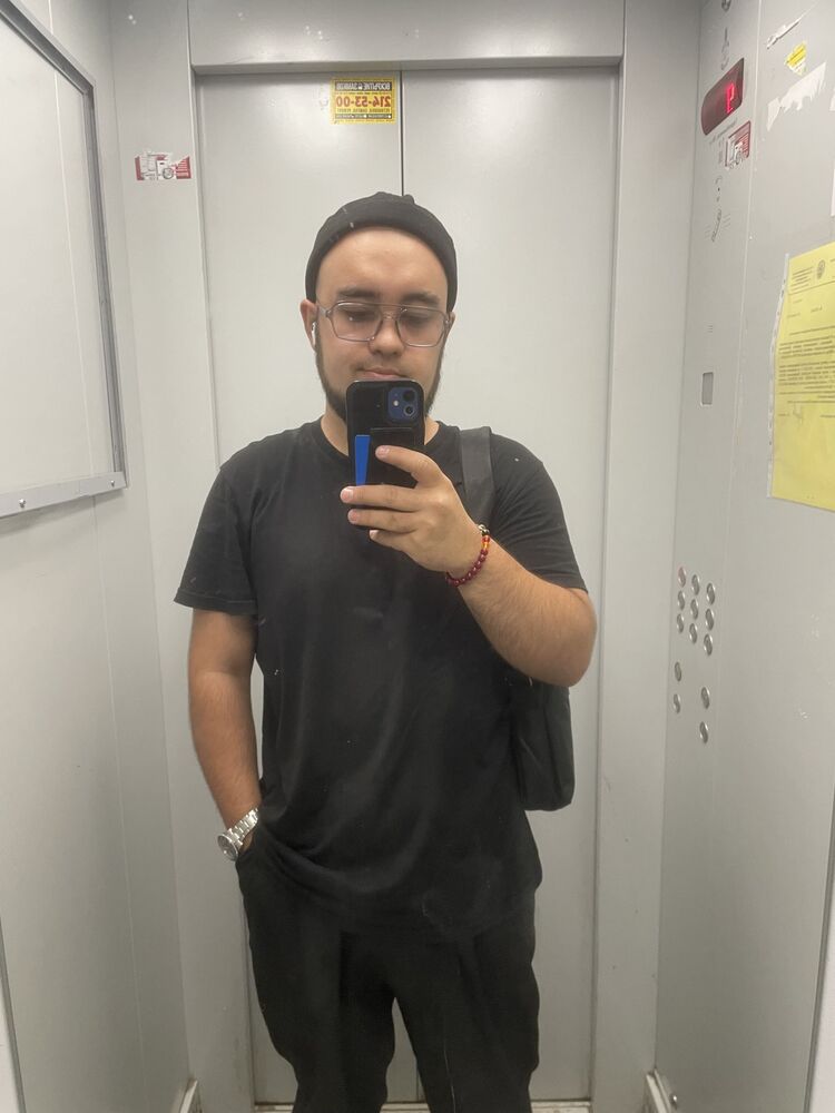  52579346  , 22 ,    