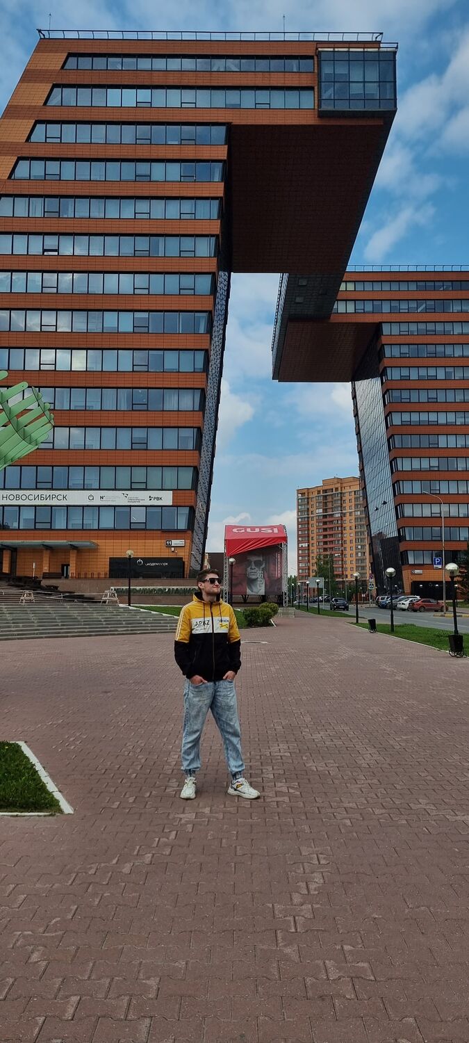  44419666  , 27 ,    