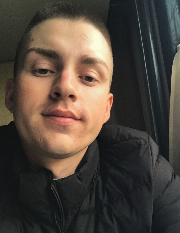  38546696  Ivan, 25 ,    --