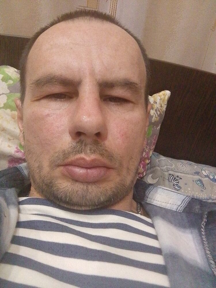  49053906  , 42 ,    
