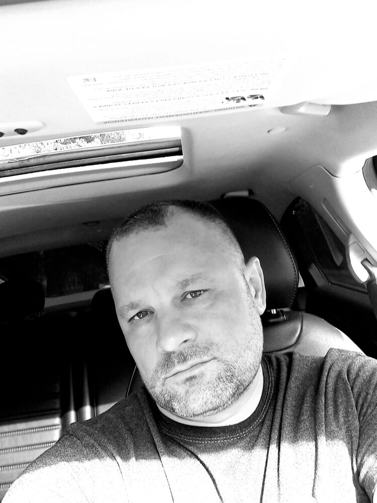  43746406  Andrei, 45 ,    