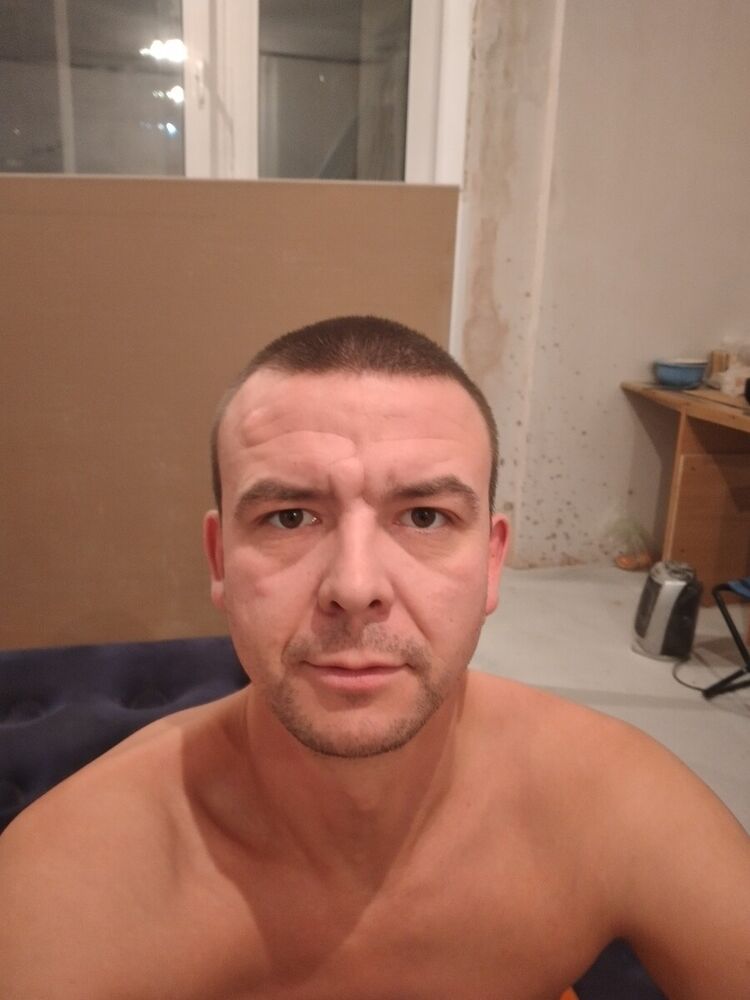  21679476  , 39 ,    