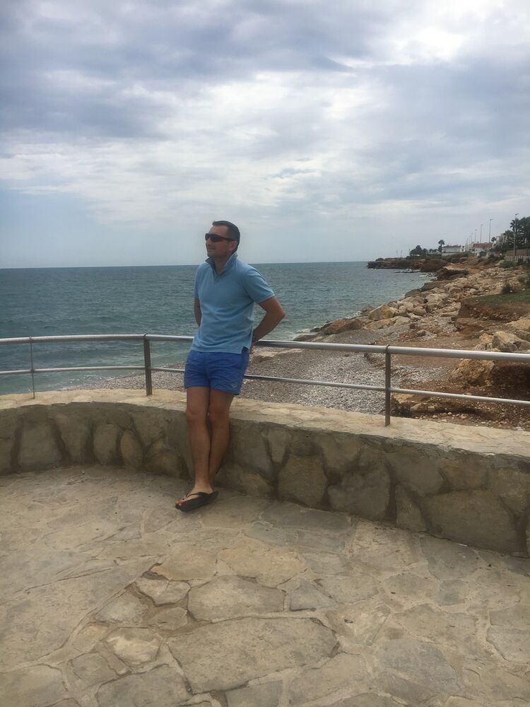  ,   Oleg, 44 ,   ,   , c 
