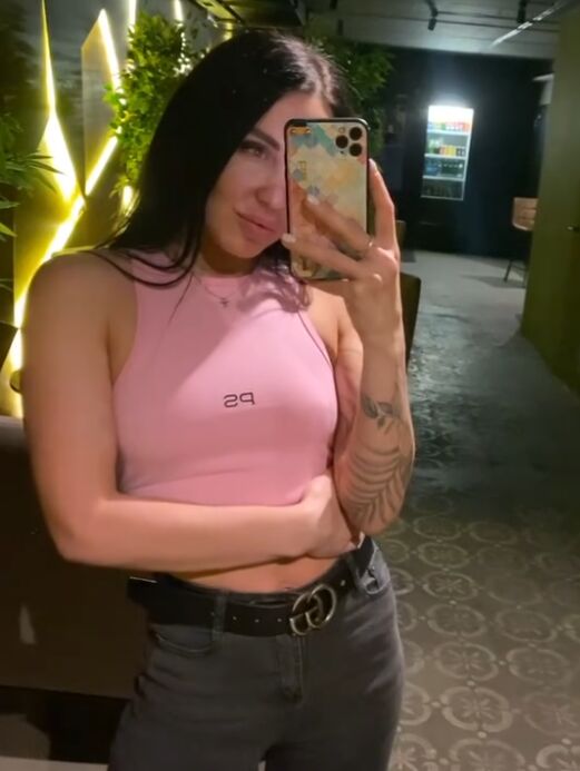  48383076  , 28 ,    
