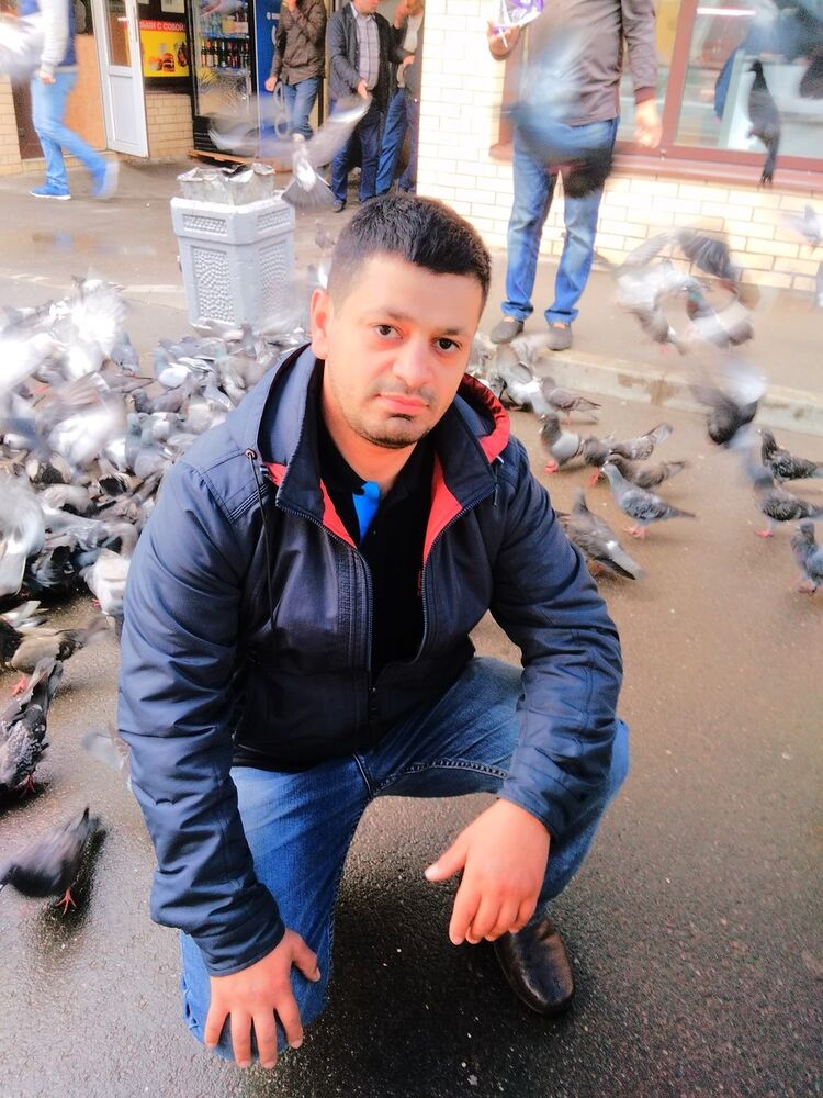 -,   Emil, 35 ,     , c 
