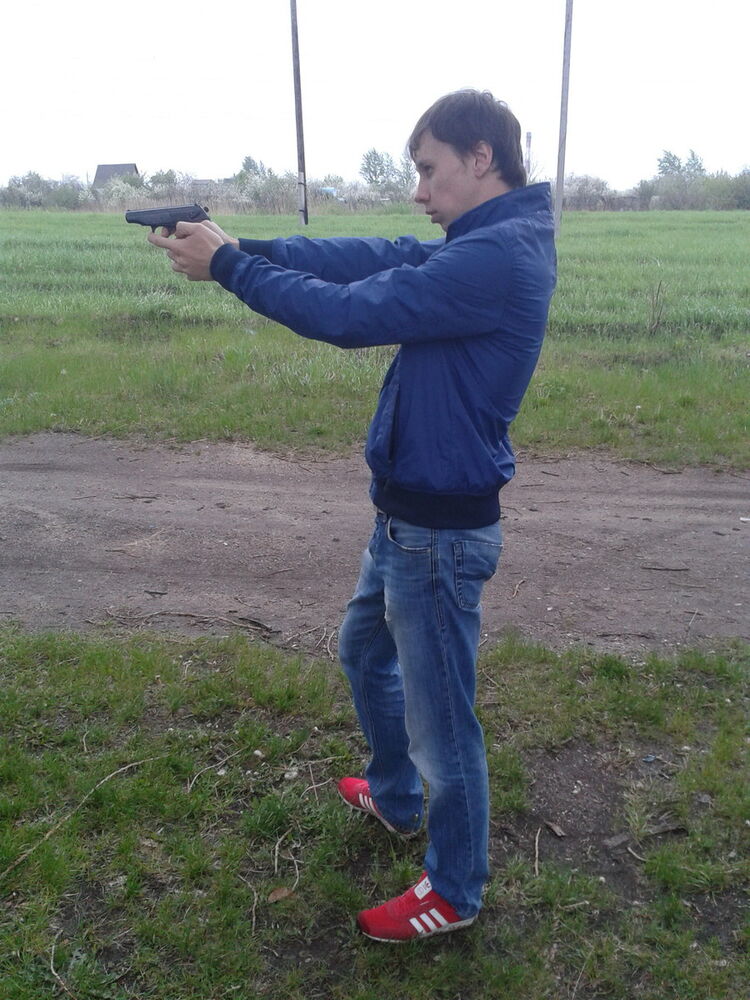  4063576  Sanches, 37 ,    