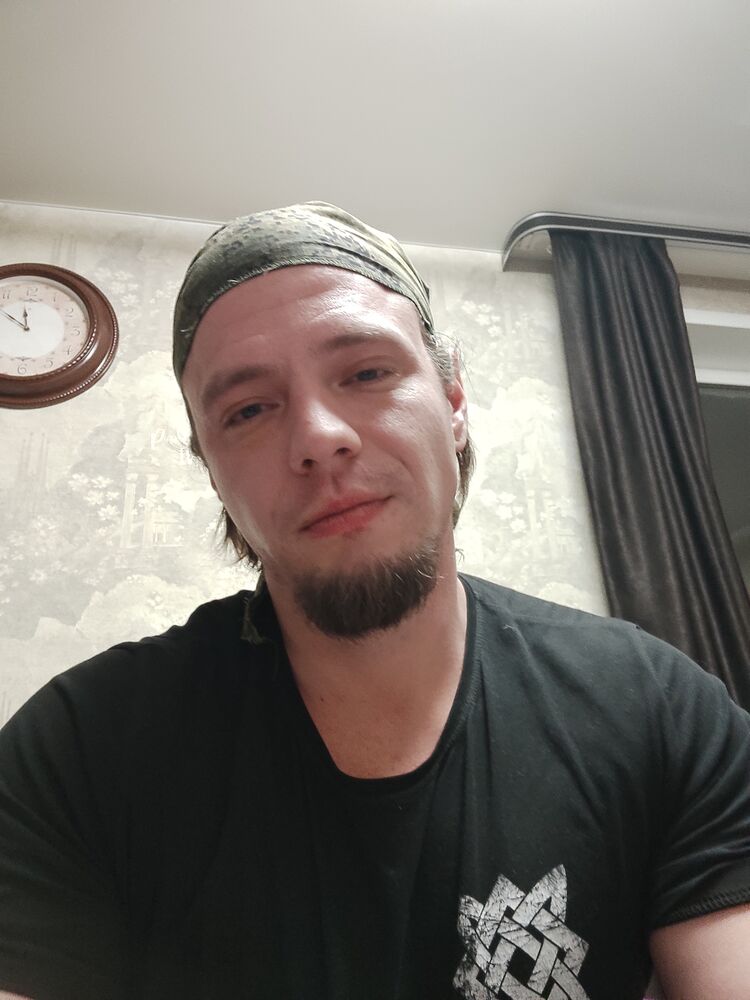  39828126  Likhobor, 35 ,    