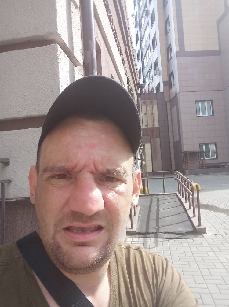 43864246  , 37 ,    