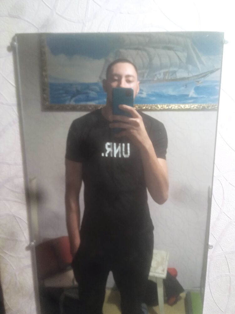 38567986  , 25 ,    