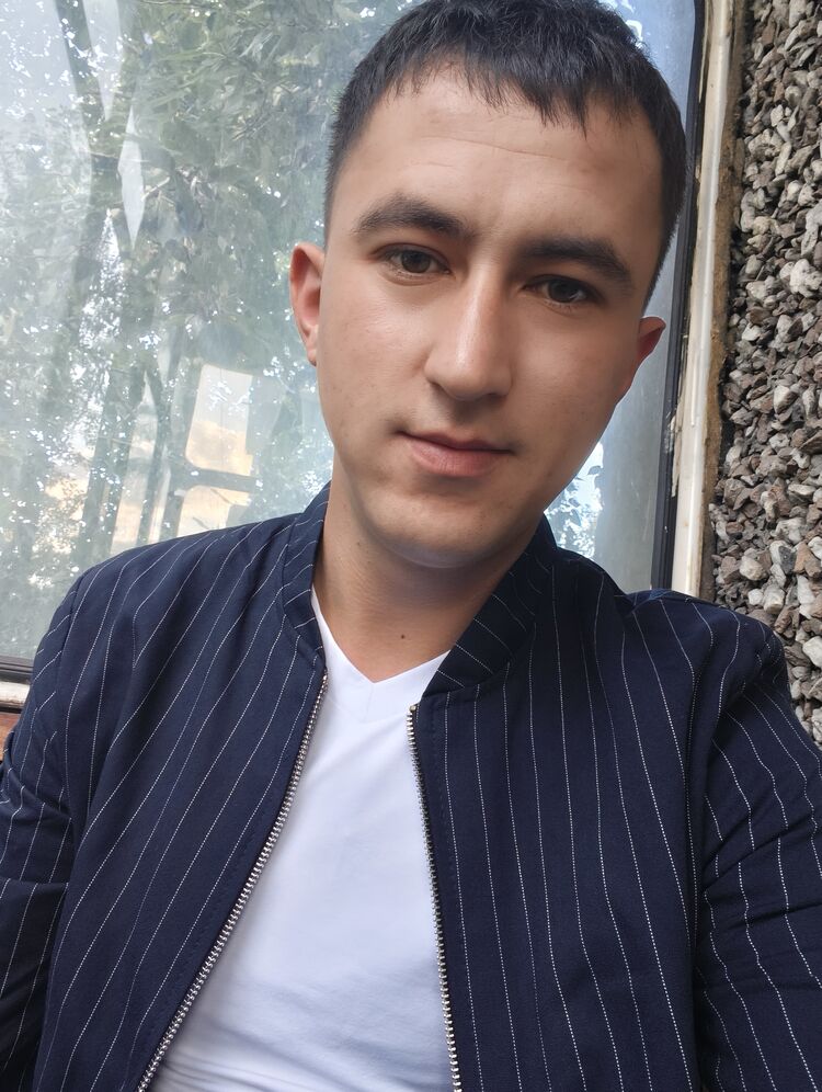  52998646  , 26 ,    -