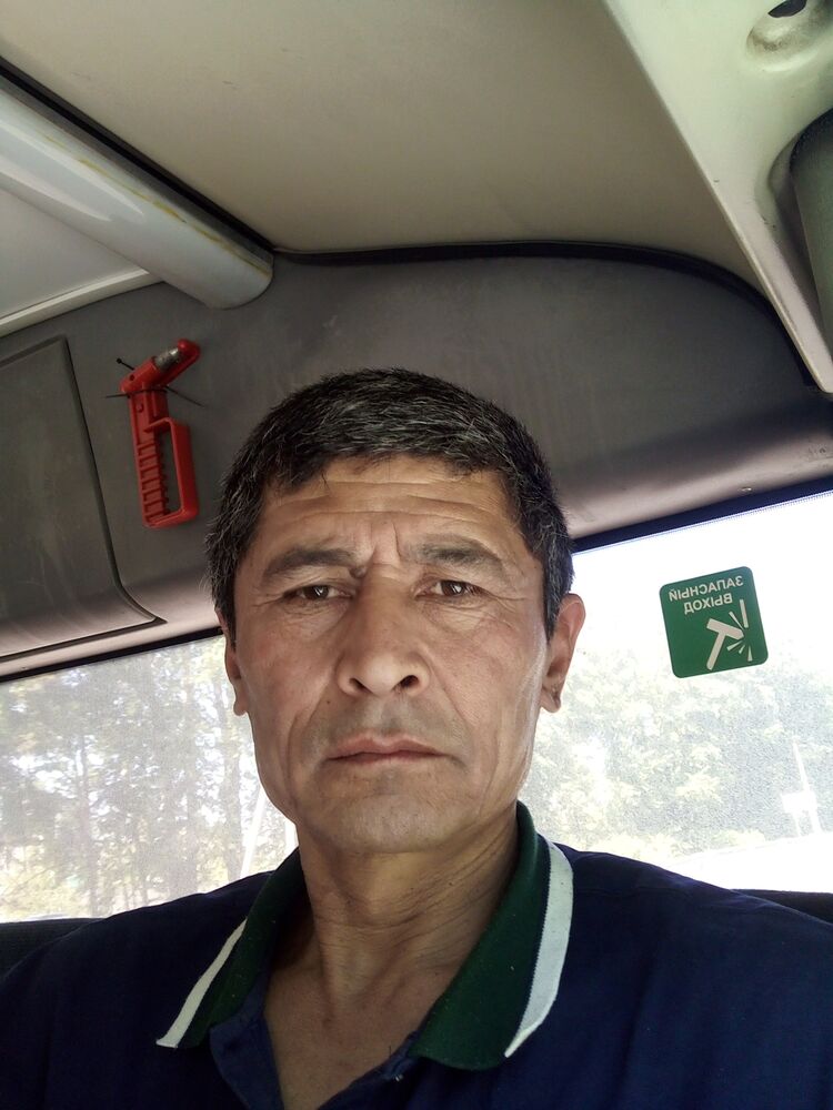  27707856  Zakir, 52 ,    