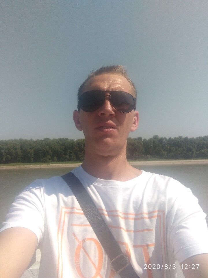  30572766  , 42 ,    