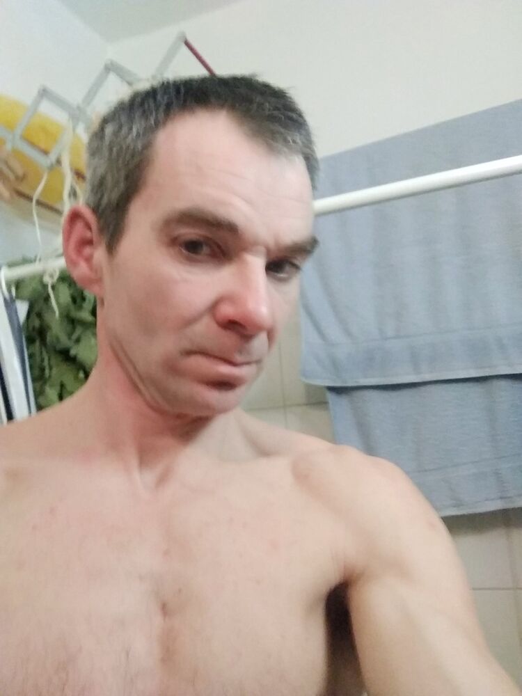  ,   Robert, 48 ,   ,   , c 