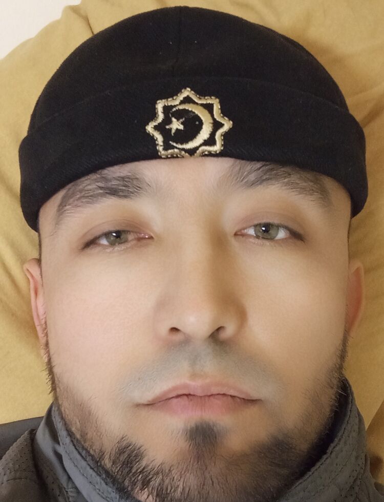  52641046  Akmal, 37 ,     