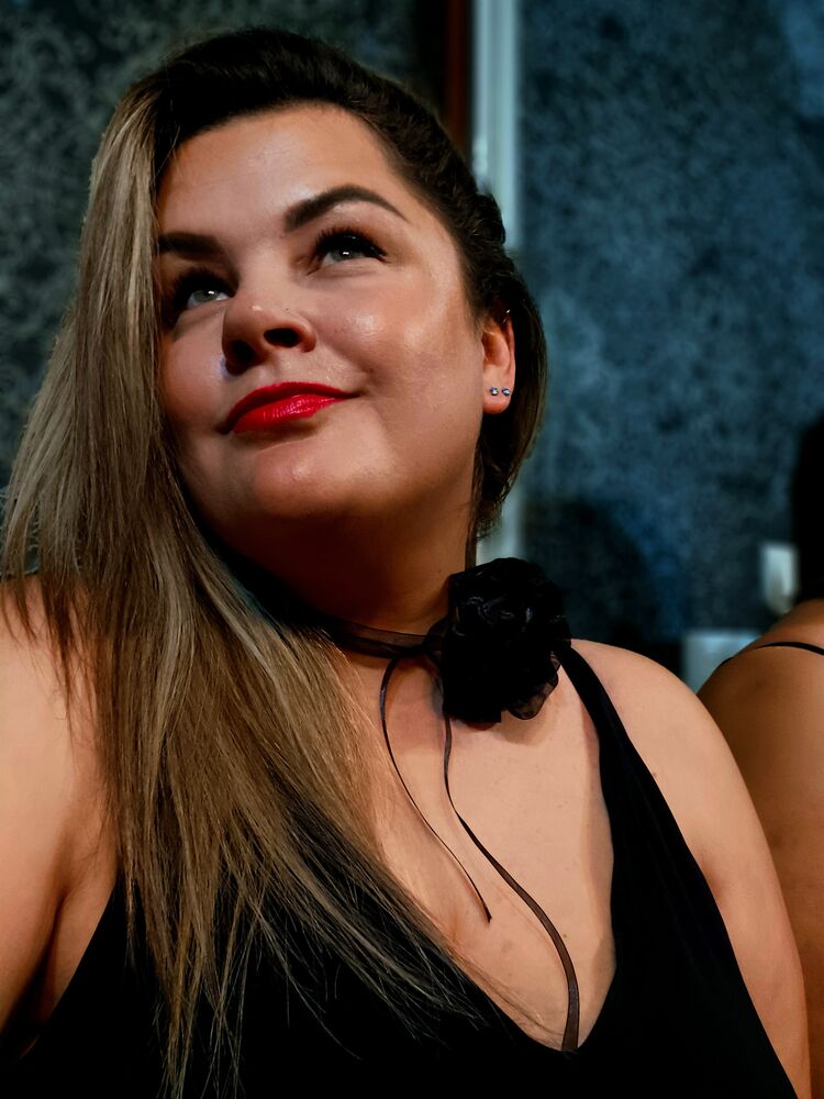  ,   Anna, 36 ,   ,   
