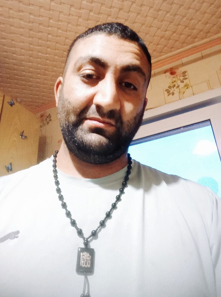  42225606  , 33 ,    
