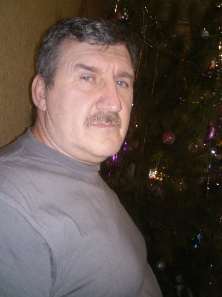  8684366  Aleksei, 59 ,    