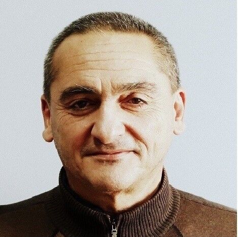  17472356  Alex, 61 ,    