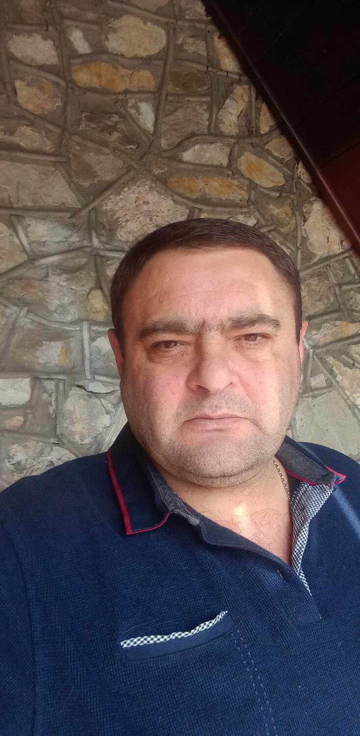  ,   Goga, 45 ,   ,   