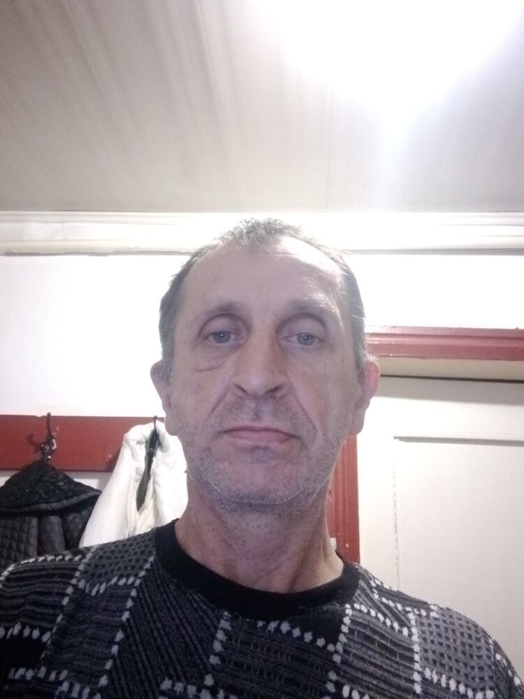  31793686  , 53 ,    