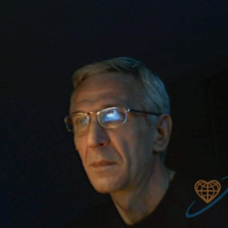  17591186  Roschin, 71 ,    