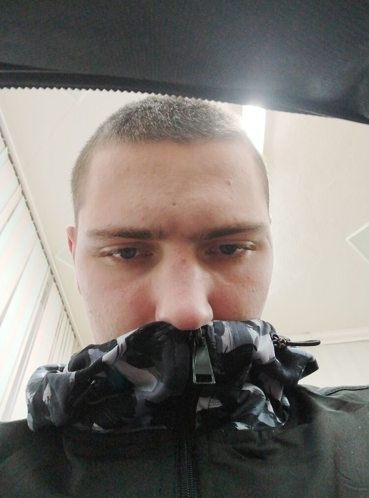  ,   ˸, 21 ,     , c 