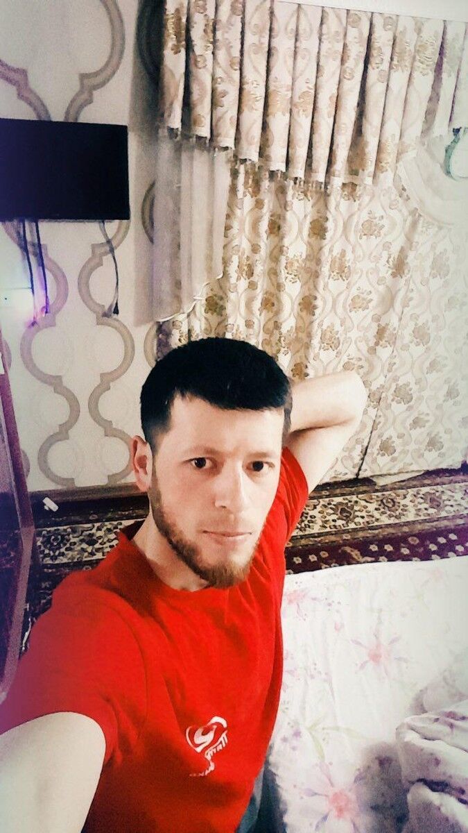  ,   Ali, 32 ,   ,   , c 
