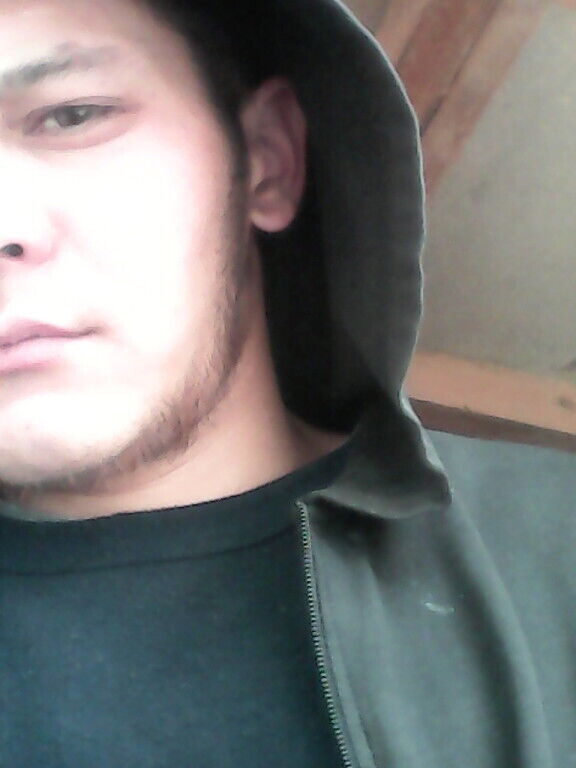  35868656  Roman, 35 ,    