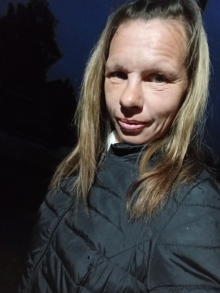 52006416  Tatiana, 37 ,    